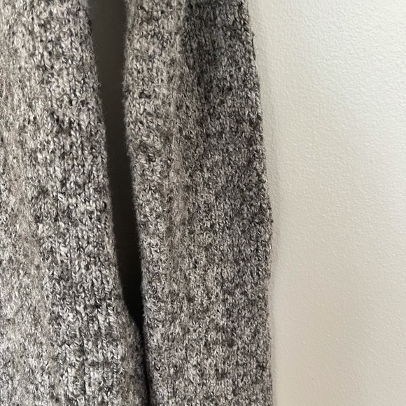 Old Navy Cardigan Sweater - Picture 4 of 7